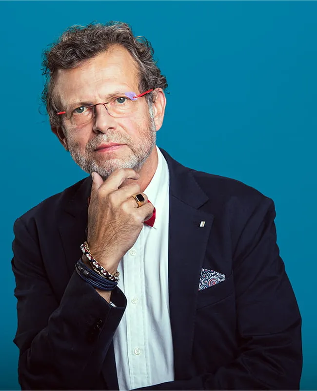 dr Piotr Gross